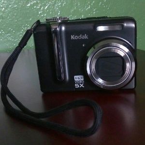 KODAK EasyShare Z1285 12mp Zoom Camera